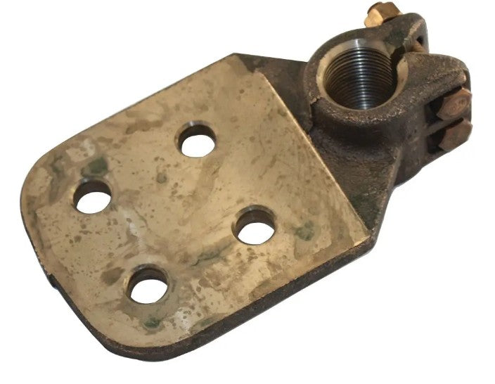 Burndy FDA67D8 | Copper Substation Stud Connector