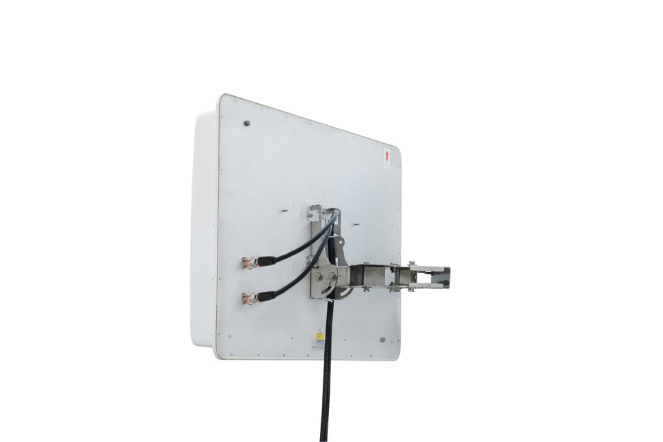 Commscope CMAX-3030-43V53 | Cell-Max Low PIM Directional High Capacity Venue MIMO Antenna, 698–960 MHz and 1710–2700 MHz, 30-Deg, 4.30-10