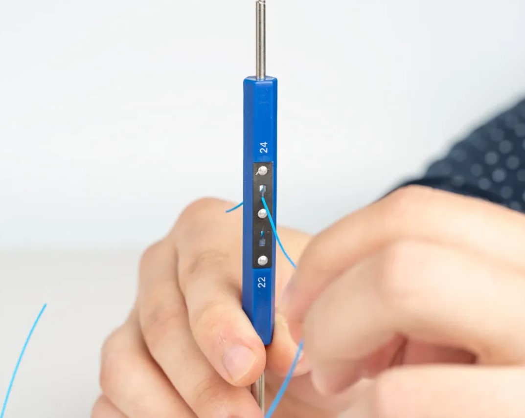 Jonard WSU-2224 | Wrap-Strip-Unwrap Tool, 22-24 AWG