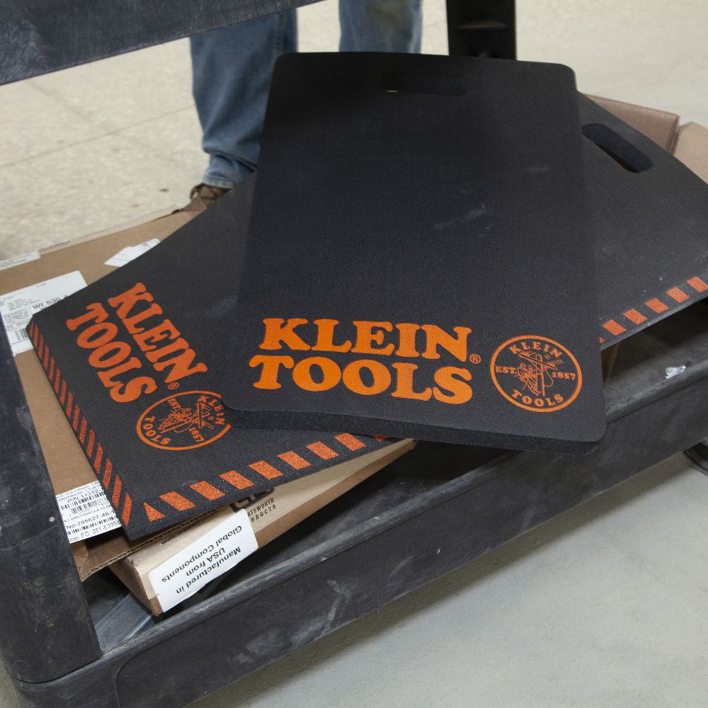 Klein Tools 60135 | Tradesman Pro Standard Kneeling Pad