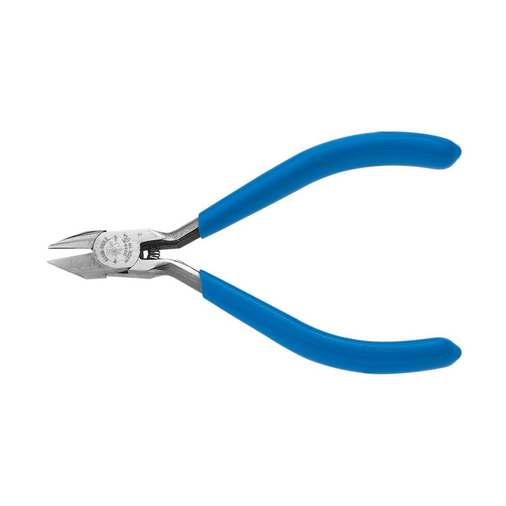Klein Tools D259-4C | Diagonal Cutting Pliers, Pointed Nose, Extra-Narrow Jaw, 4-Inch