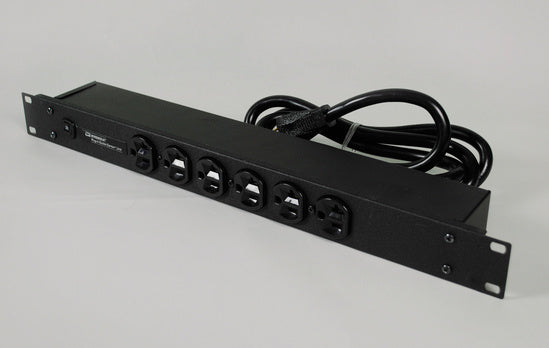 Legrand J60B0B20X | Rackmount, 19in black with 3 5-20r