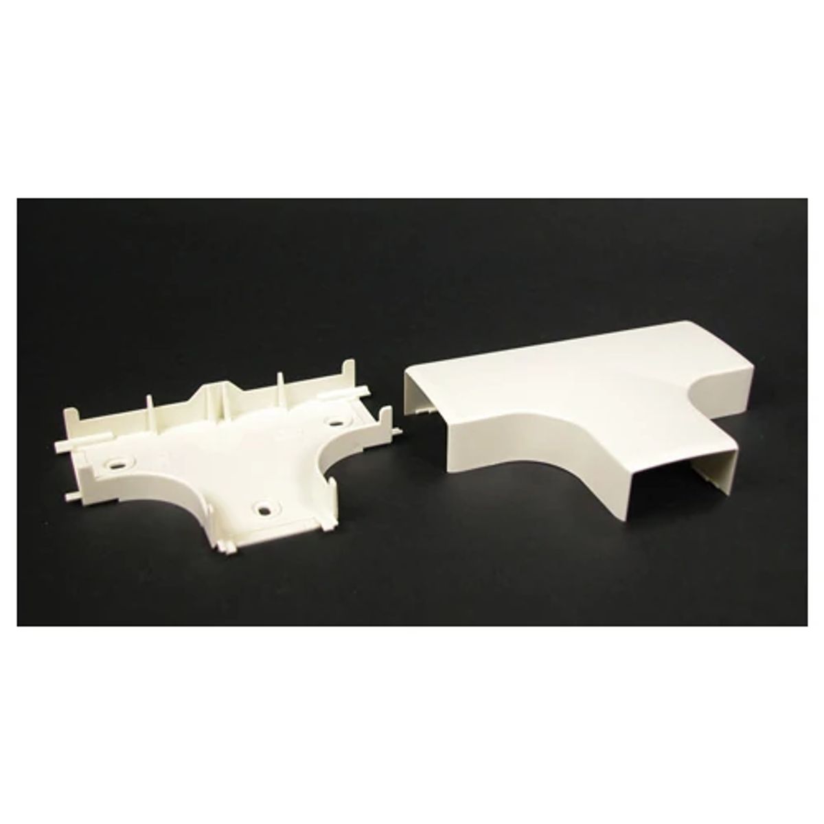 Legrand PN03F15V | Nonmetallic tee fitting pn03 Ivory