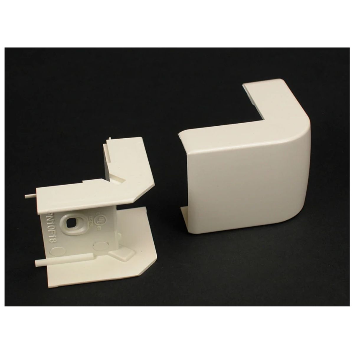 Legrand PN05F18FW | Nonmetallic outside elbow pn05 Fog White