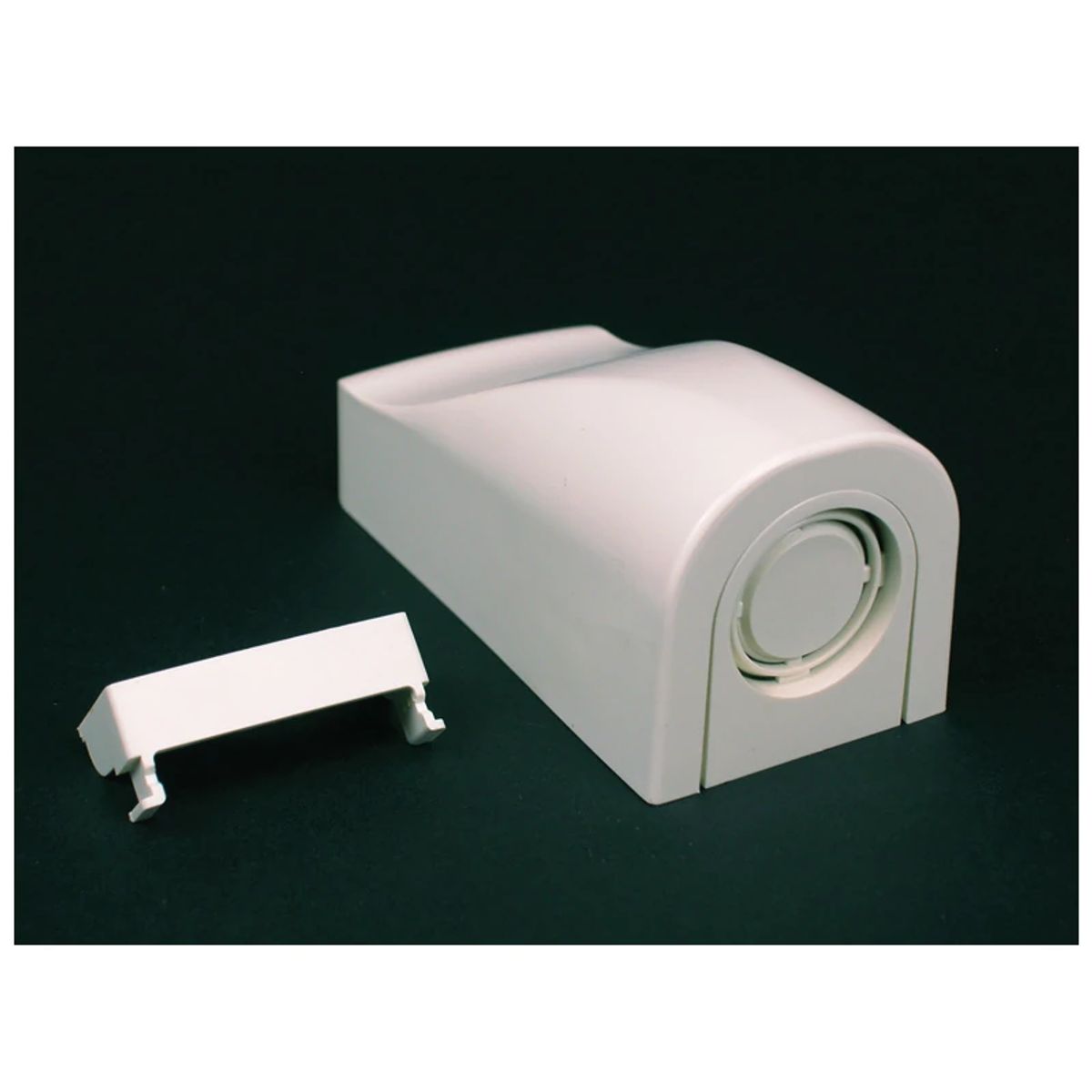 Legrand PN10F21FW | Nonmetallic entrance end fitting pn10 Fog White