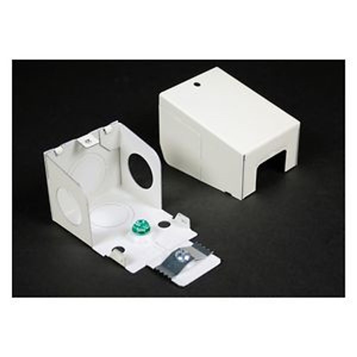 Legrand V2010A3 | Steel Entrance End Fitting - 4 1/8 inch L