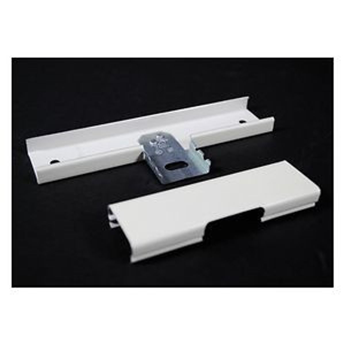 Legrand V2015 | 2000 Series Tee Fitting, Ivory, 1-7/8 inch