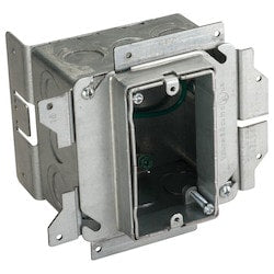 Nvent Caddy A1SFV1G | All-In-One Stud-Mounted With Adjustable Mud Ring, 1 Gang, 3/4"-1 1/2" Drywall, 3 5/8"