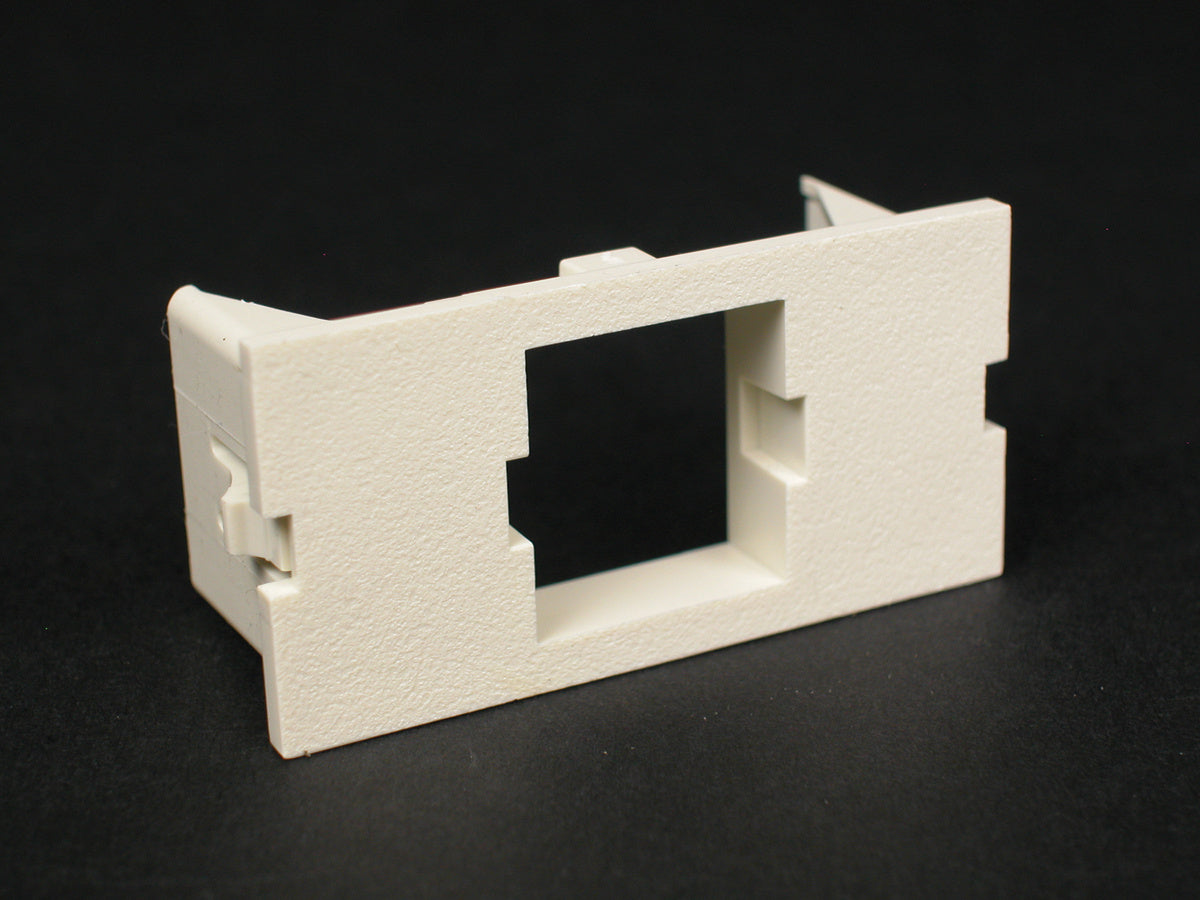 Wiremold CM2-U1ATT-GY | CM 2A Single Systimax (Avaya) Unloaded Module