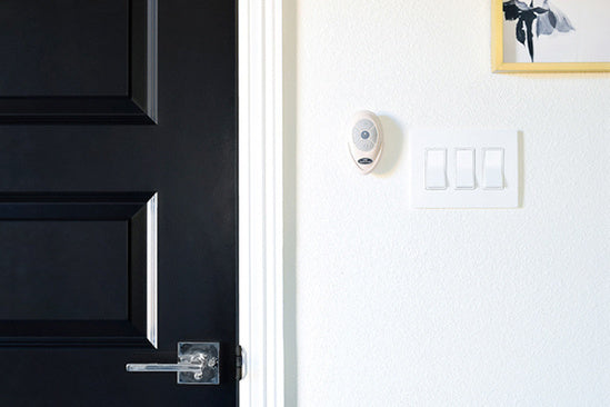 Legrand RWP263W | Radiant Collection | Radiant Three-Gang Screwless Wall Plate, White