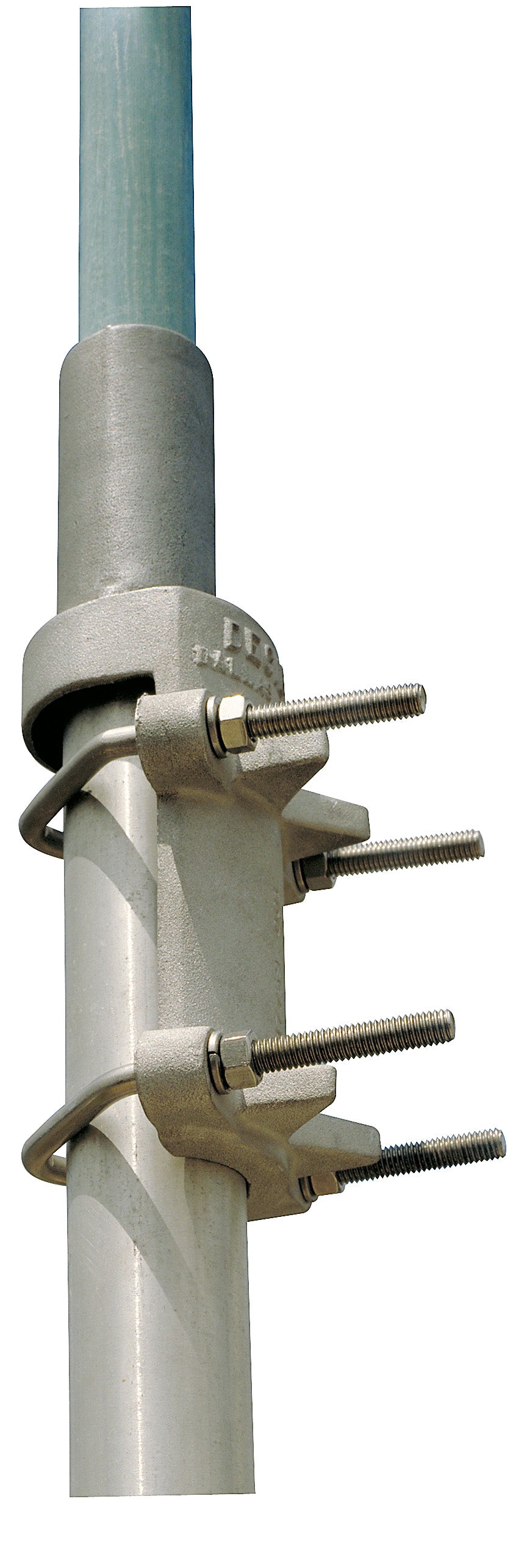 Commscope DB586-Y | 1-port omni antenna, 890–960 MHz, 360° HPBW, fixed electrical tilt, fits on 38–51 mm (1-1/2 to 2 in) OD pipe