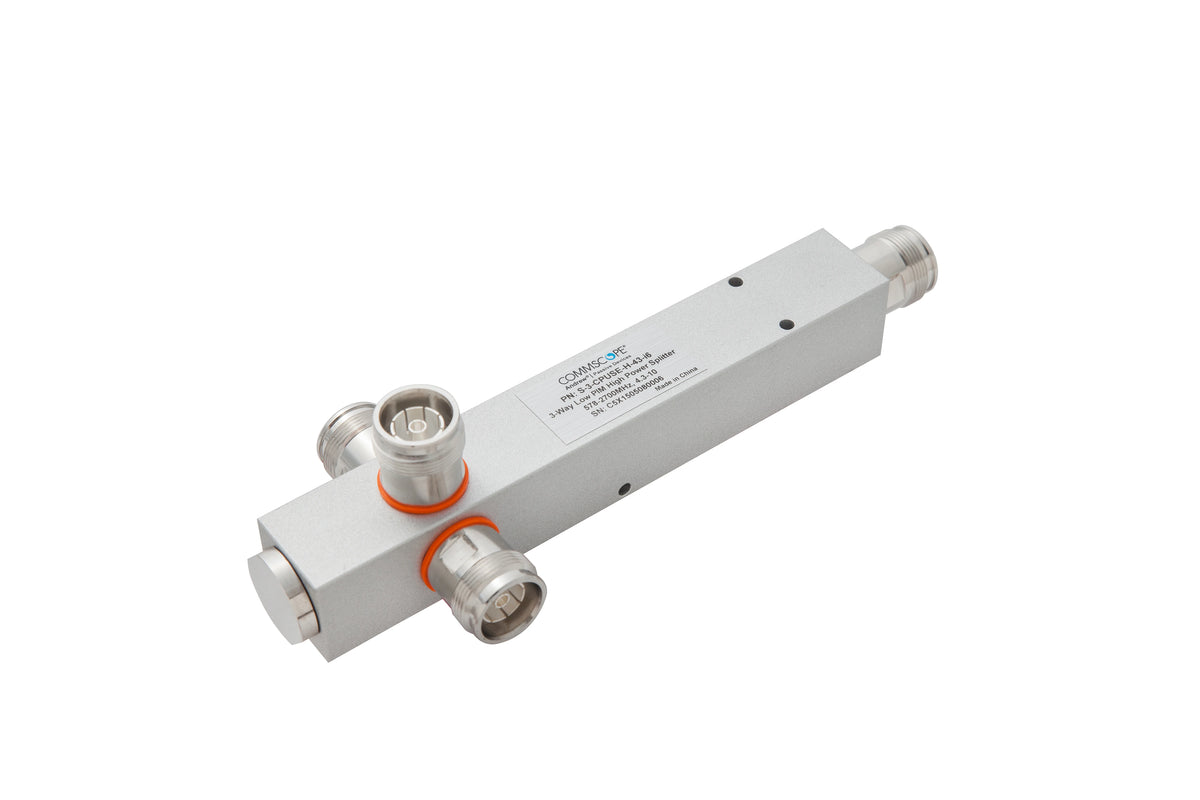 Commscope S3CPUSEH43I6 | Three-way Low PIM Reactive Power Splitter, 555–2700 MHz  (Additional mounting bracket PN:42396A-17 sold separately)