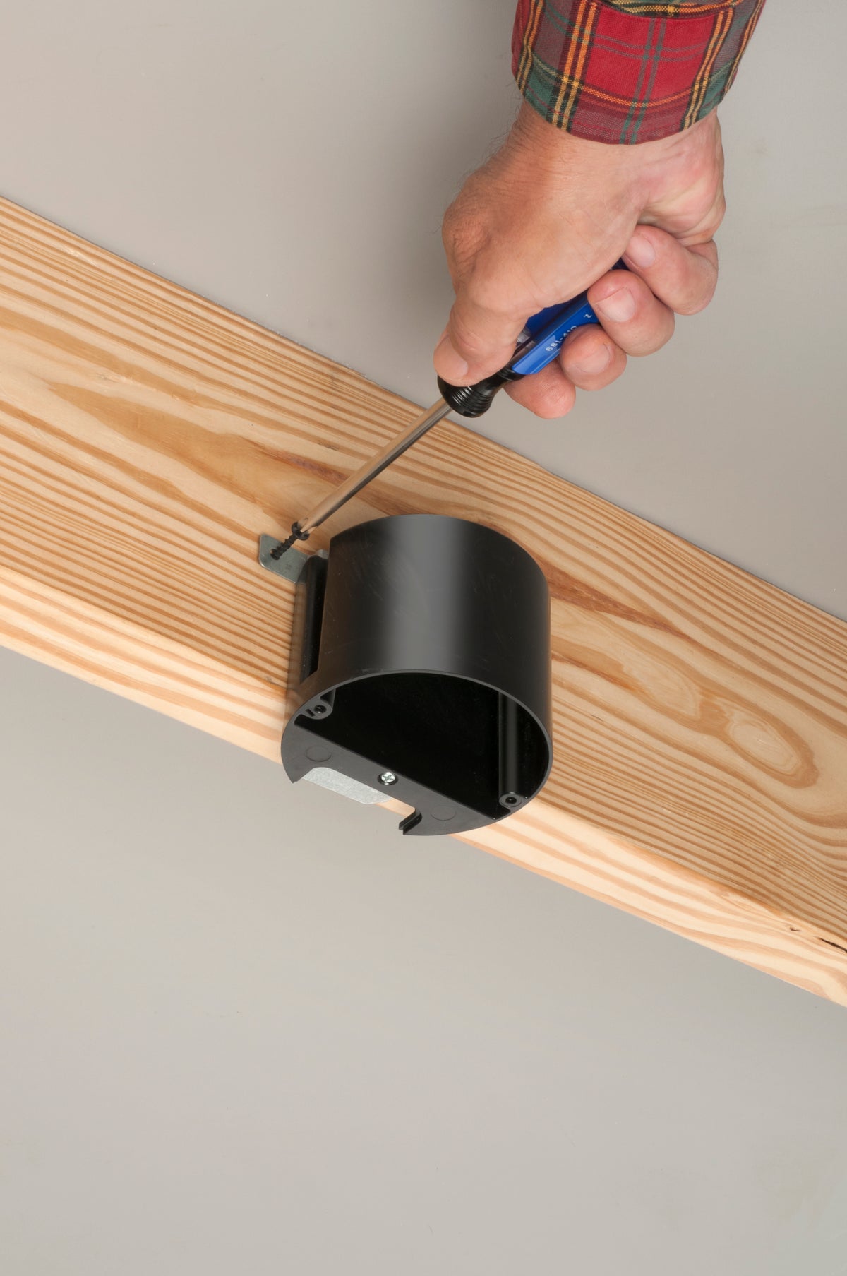 Arlington FA426 | Adjustable Ceiling Box
