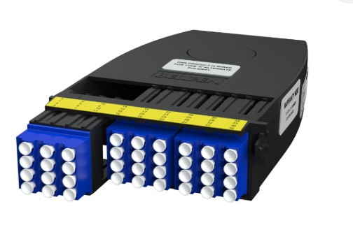 Belden FCSU18LDMF1B | FX UHD Cassette, OS2, 18 Ports, LC Duplex–MPO-12 Female