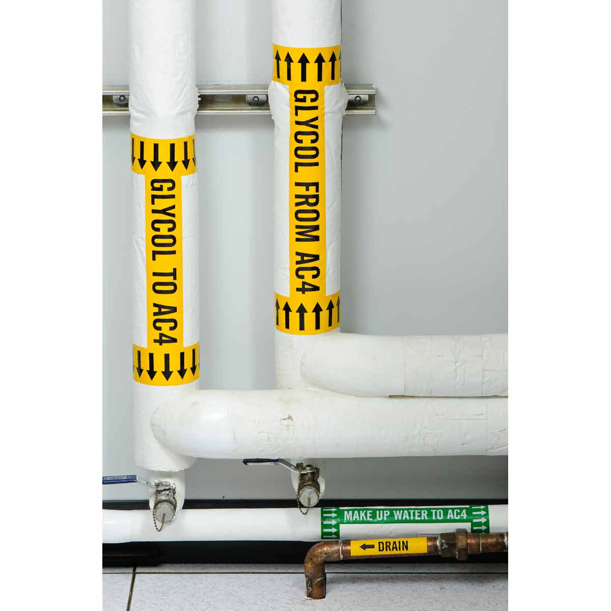 Brady Corporation 91409 | Tape White With Black Arrow 4" X 30 Yds Vinyl