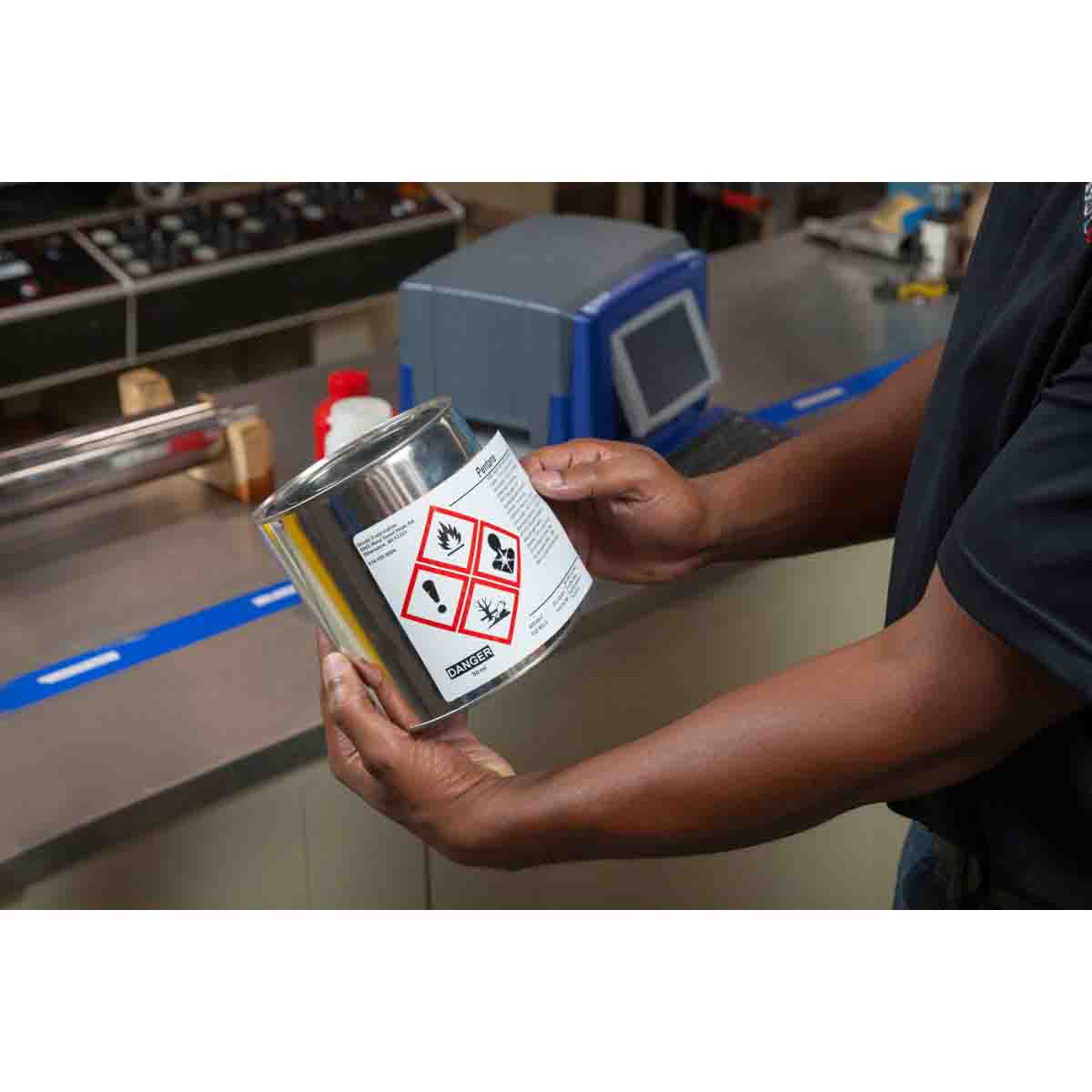 Brady Corporation B30-261-569-CLP4B | B30 Series Adhesive Polyester Ghs Labels - Red Ghs/Clp Diamonds