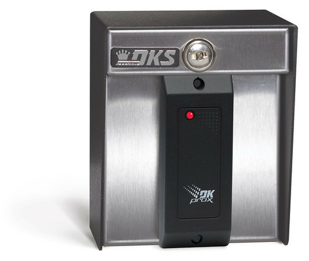 Door King 1815-333 | Proximity Card Reader, Surface Mount, 5 To 12 Volt Dc, 26-Bit Wiegand, With Tracker Expansion Board