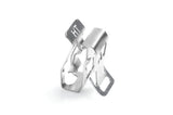 HellermannTyton 151-00982 | Heavy Duty Metal Edge Clip, 1–3Mm Panel Thickness, 5–7.6Mm Cable Range, Ss304, 100/Bg