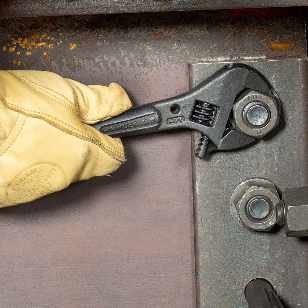 Klein Tools 3227 | Adjustable Spud Wrench, 10-Inch, 1-7/16-Inch, Tether Hole
