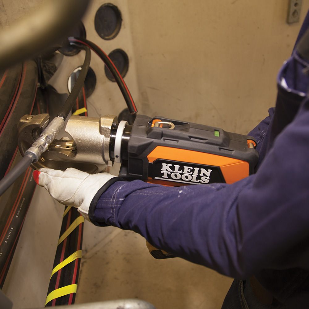 Klein Tools BAT20-12T1651 | Battery-Operated 12-Ton Crimper Kit