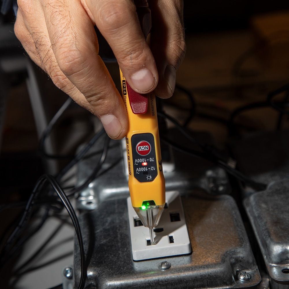 Klein Tools NCVT2P | Dual Range Non-Contact Voltage Tester 12-1000V AC