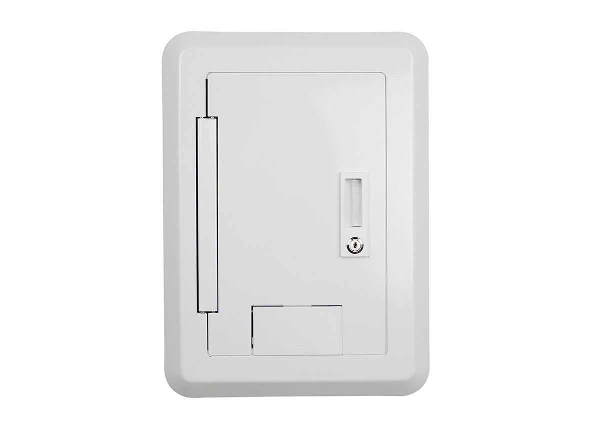 Legrand EHWBC4-WH | White 4 Gang Hinged Wall Box Cover