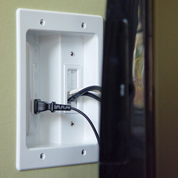 Legrand HT2102WHV1 | Flat Panel TV Connection Kit