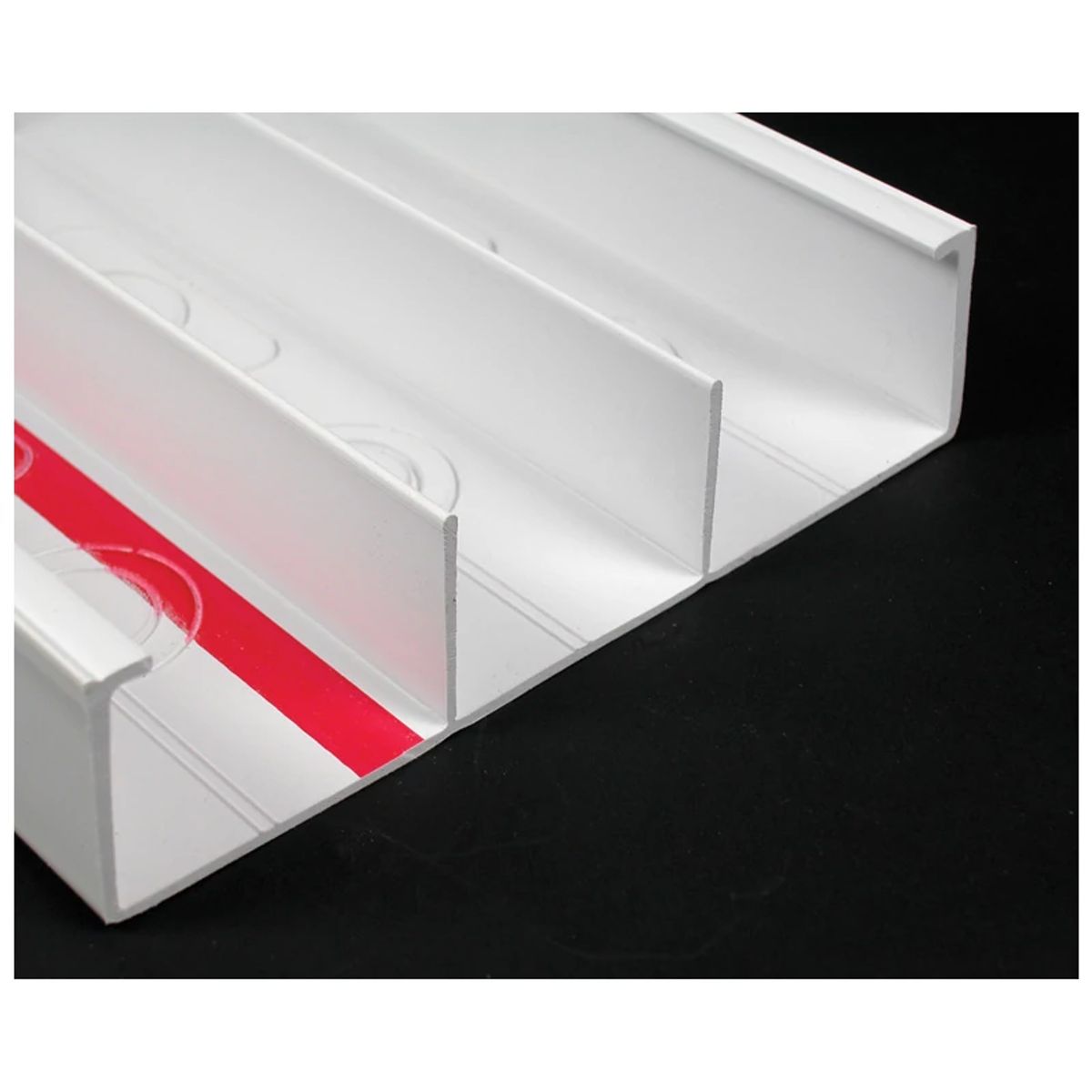 Legrand 5514A-WH | Nonmetallic back ent feed 5500 White