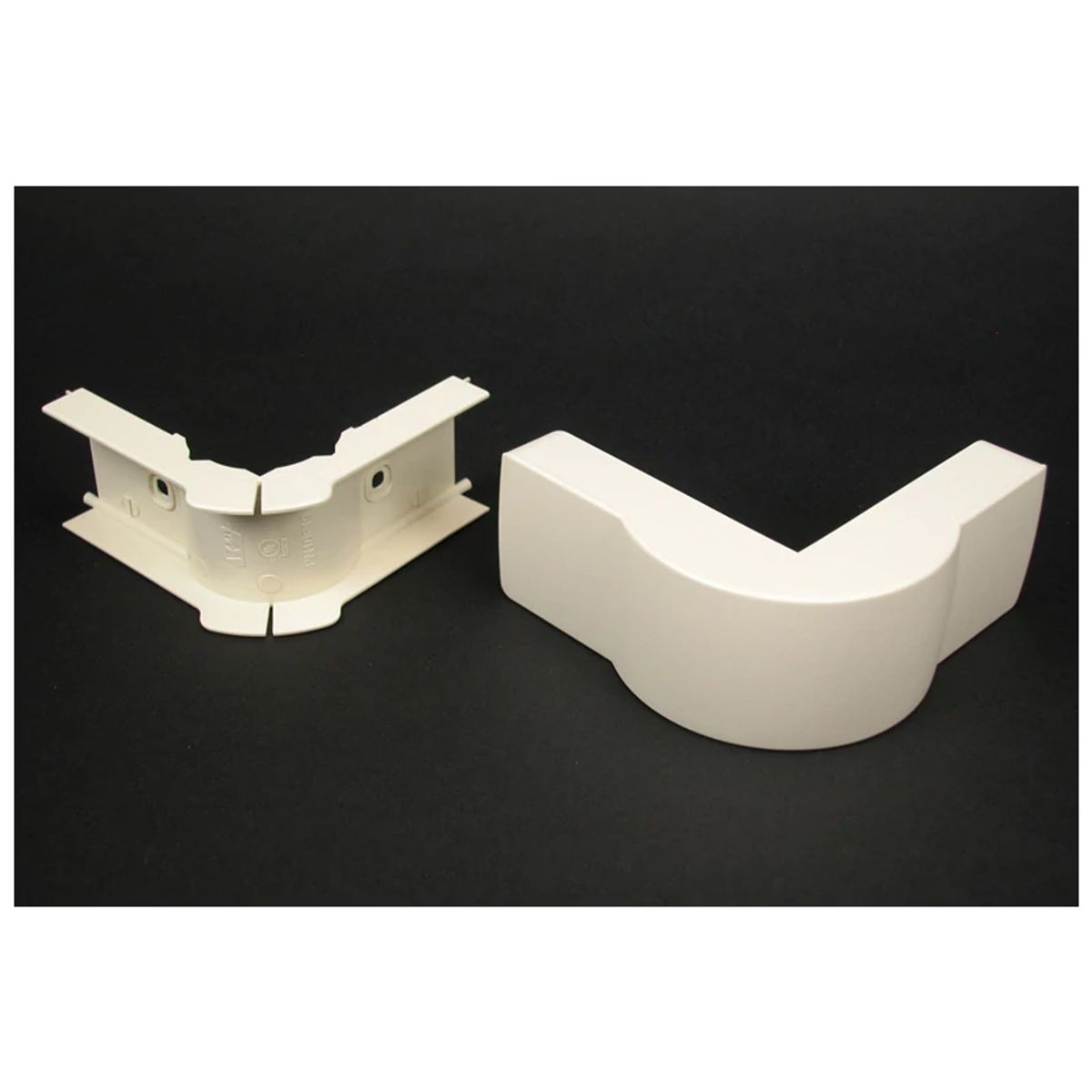 Legrand PN03F19WH | Nonmetallic fiber radius outside elbow pn03