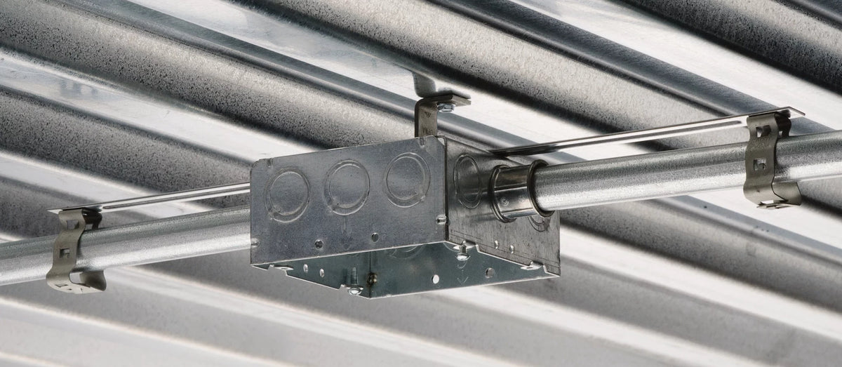 Nvent Caddy 6MB18CPNAM | B18-CPNAM Box/Conduit with Deck Angle Bracket, 14-2 to 12-3 MC/AC, 3/8" Flexible