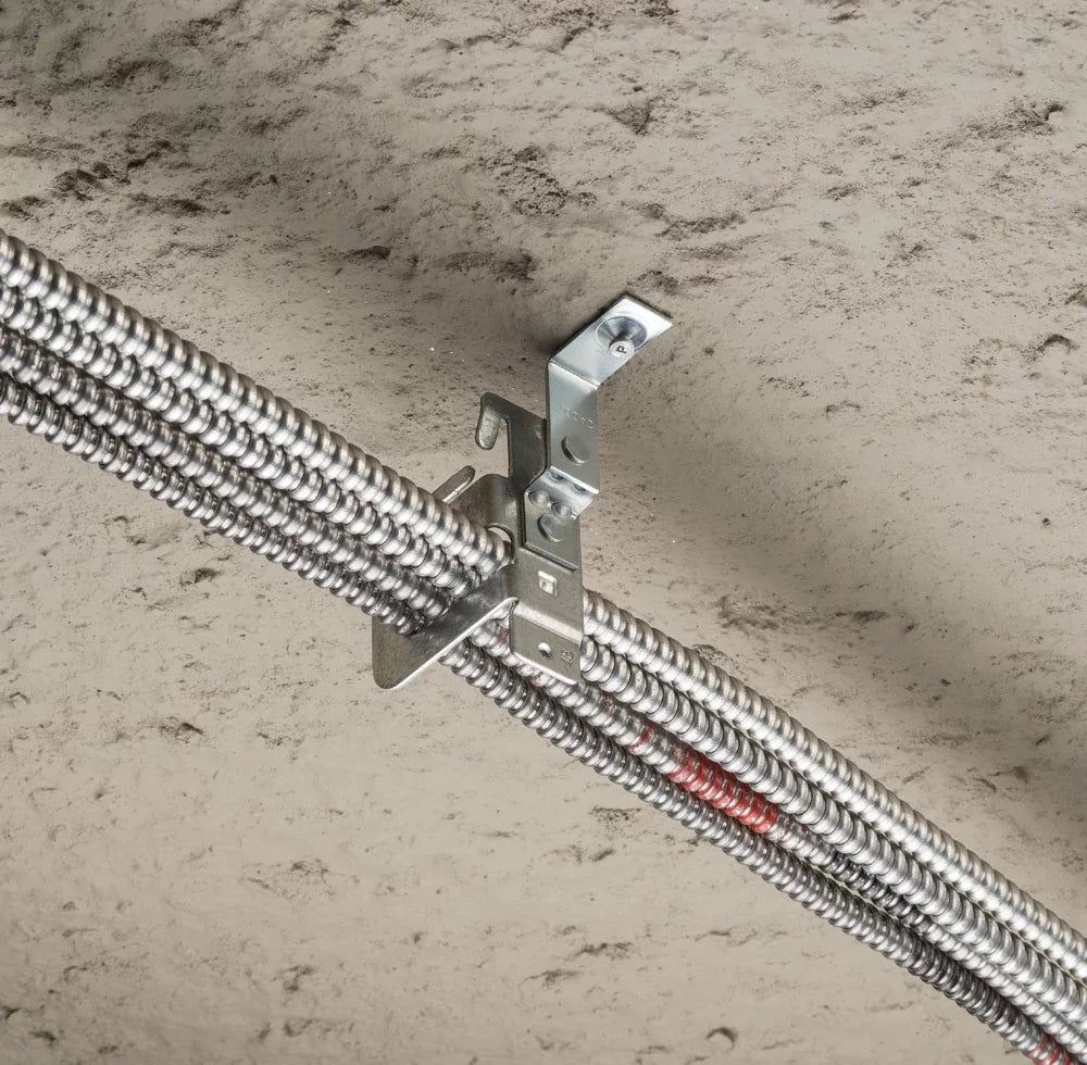 Nvent Caddy MCS100SF | MC/AC Cable Support with Shot-Fire Bracket, 14-3 to 10-2 MC/AC, 10-2 Super Neutral, 8 Cable
