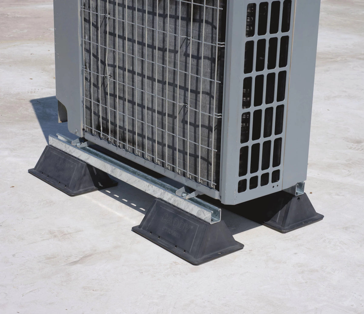 Nvent Caddy PSB24A | Rooftop Pyramid ST Bridge Assembly, 24"