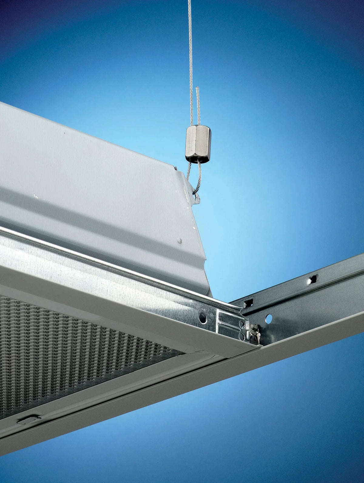 Nvent Caddy SLJR200 | Stainless Steel Hanger for 1.5mm Stainless Steel Wire Rope