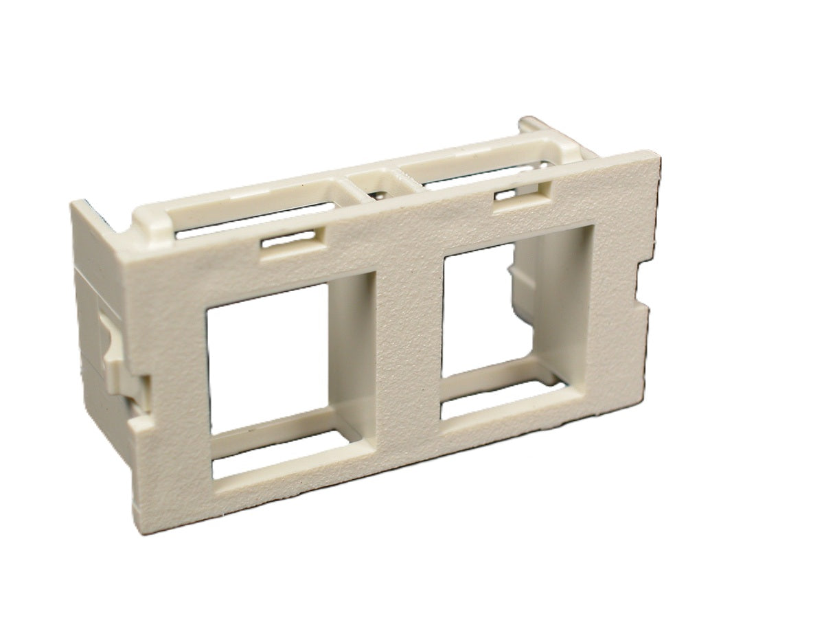 Wiremold CM2-U2AMP-WH | CM 2A Unloaded Single AMP Netconnect Module