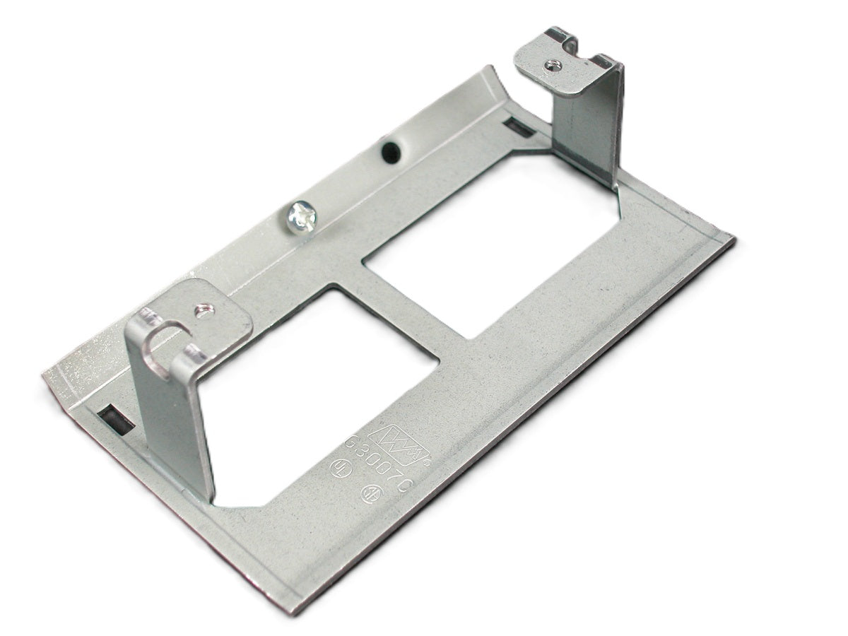 Wiremold G3007C | 3000 Device Bracket Fitting
