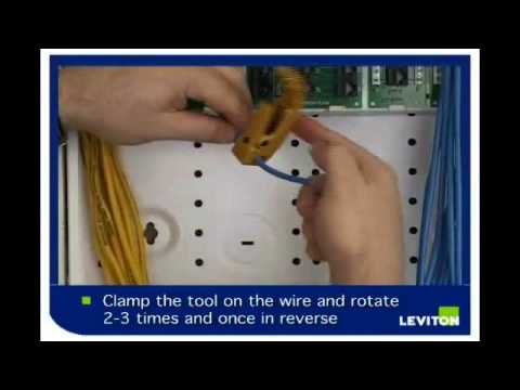 Leviton 47690-G8 | 1 x 8 (8-Way) 2GHz Passive Video Splitter