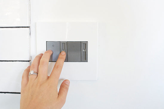 Legrand AWP2GWH4 | Adorne Collection | Adorne Gloss White Two-Gang Screwless Wall Plate