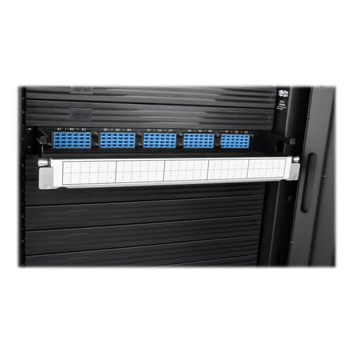 Tripp-Lite N48K-15M8L60S-B | 40/100Gb Fiber Breakout Patch Panel, 40Gb to 4 x 10Gb, 100Gb to 4 x 25Gb, 15 MTP QSFP to 60 LC Duplex 9/125 Singlemode Ports, 1U